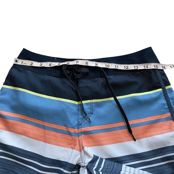 Quicksilver Eye Scallop 20" Men’s Boardshort Shorts Swim Trunks - Picture 9 of 12